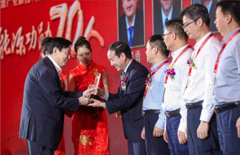 献礼70华诞，，，，尊龙凯时荣膺多项声誉